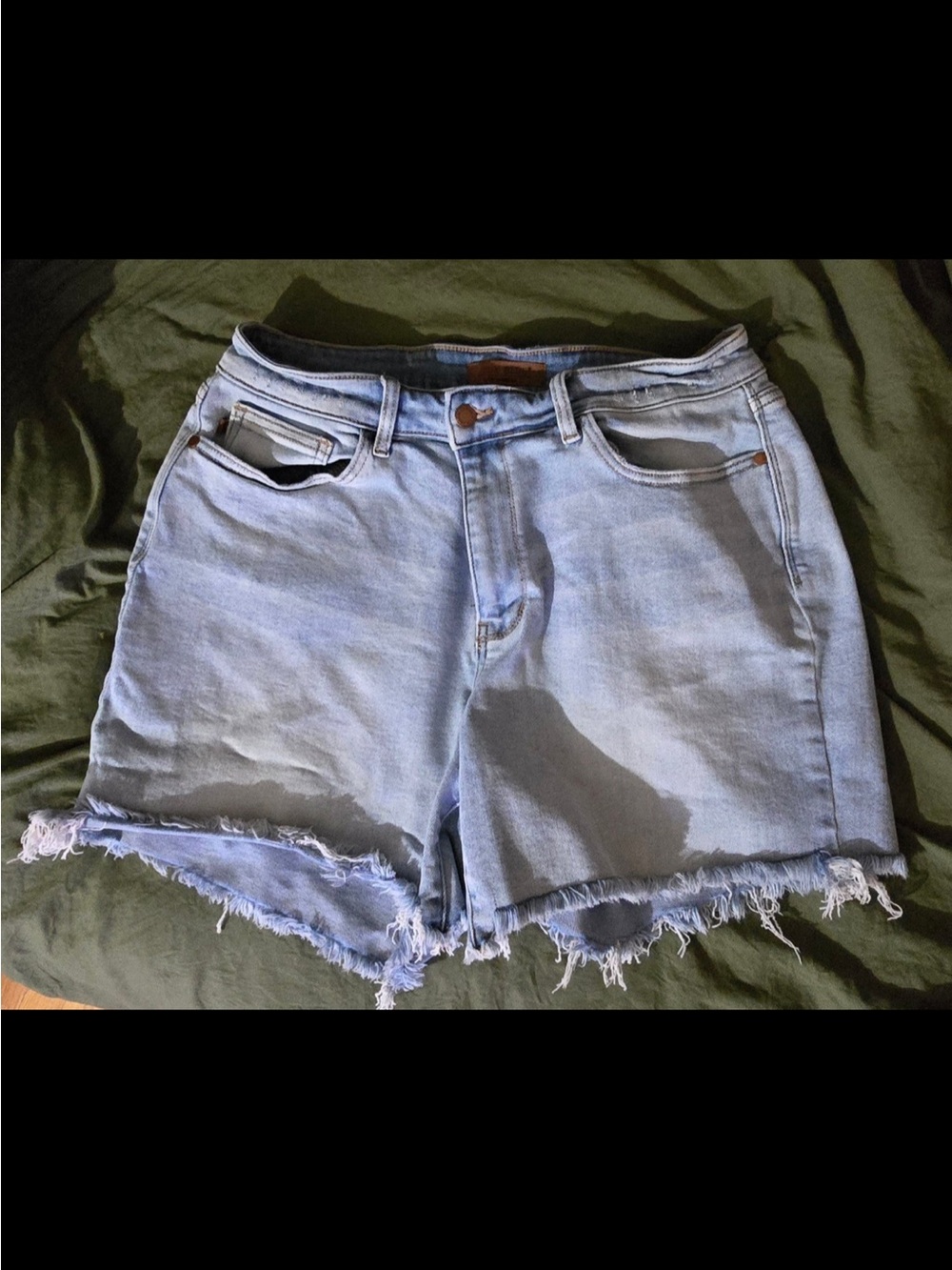 Judy Blue Light Denim Jean Shorts 1XL